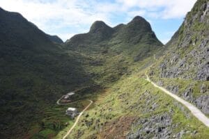 Bí kíp lên kế hoạch tour ghép 4 ngày 3 đêm: Trải nghiệm Hà Giang hay tối ưu ngân sách Phú Quốc? - Combo Vé Máy Bay & Vé Tàu