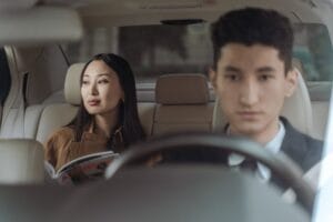 Hướng dẫn chi tiết quy trình thuê xe đưa đón có lái an toàn và chuyên nghiệp - du lịch phú quốc